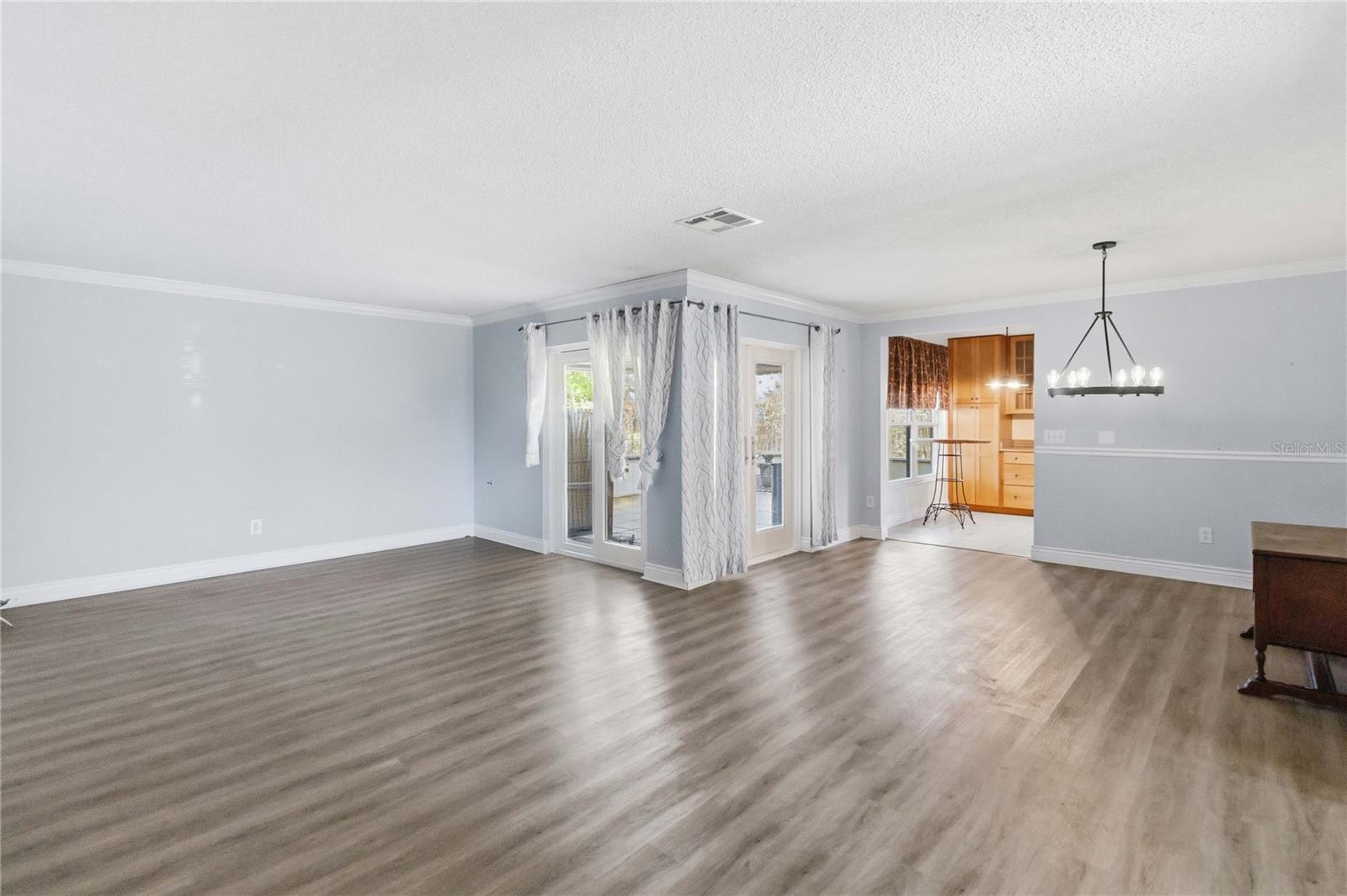 BVL UNIT 7 5TH ADD - Residential