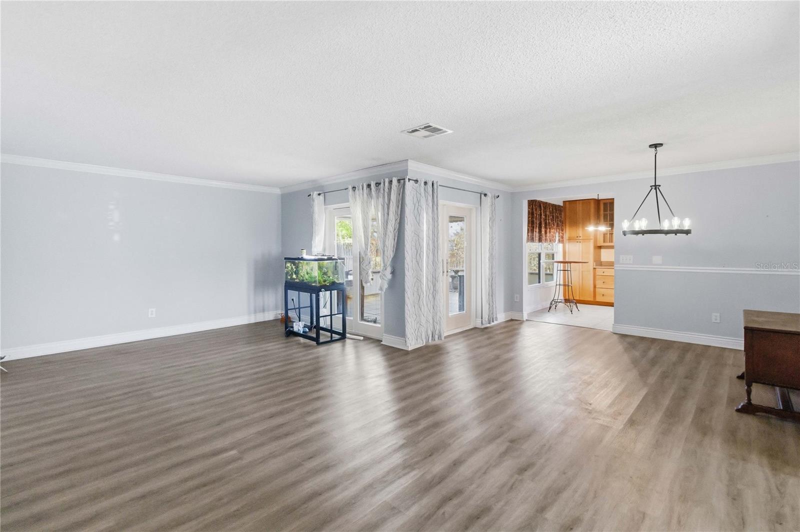 BVL UNIT 7 5TH ADD - Residential