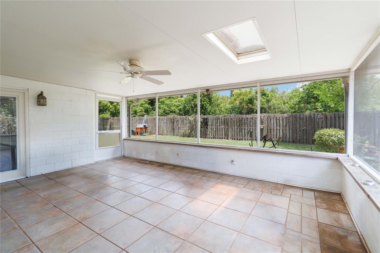 BVL UNIT 7 5TH ADD - Residential