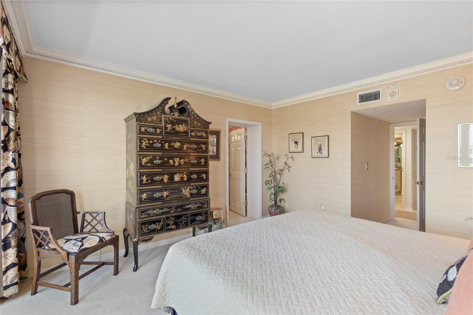 PLAYERS CLUB III - Residential