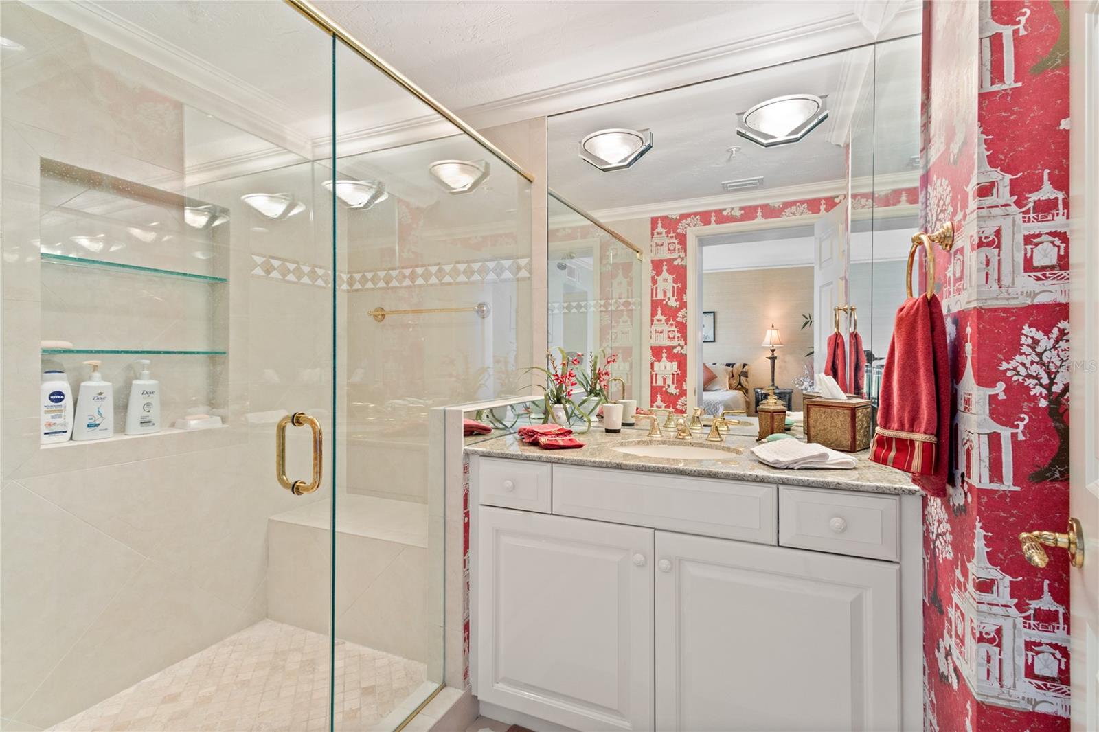 PLAYERS CLUB III - Residential