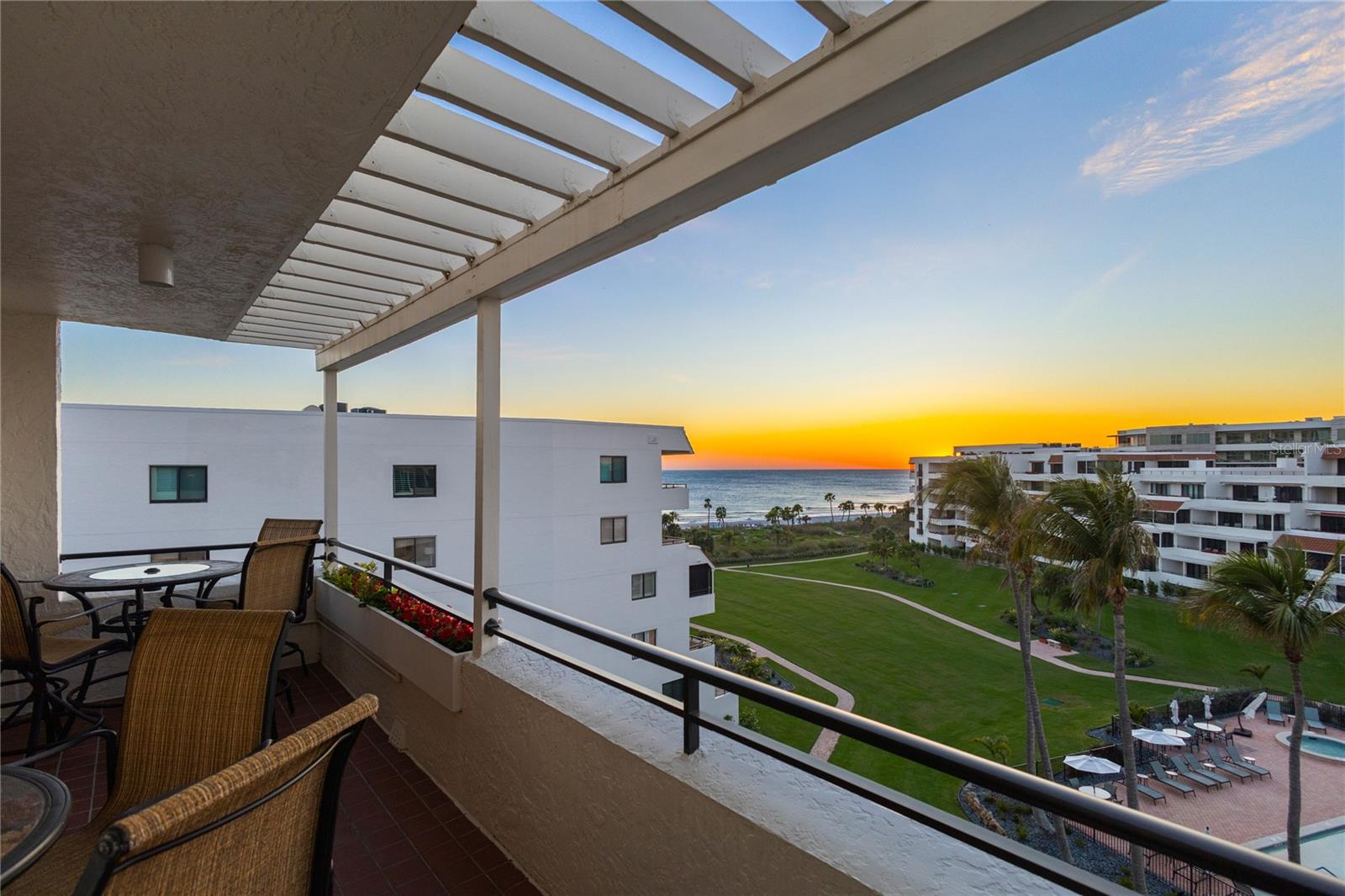 PLAYERS CLUB III - Residential