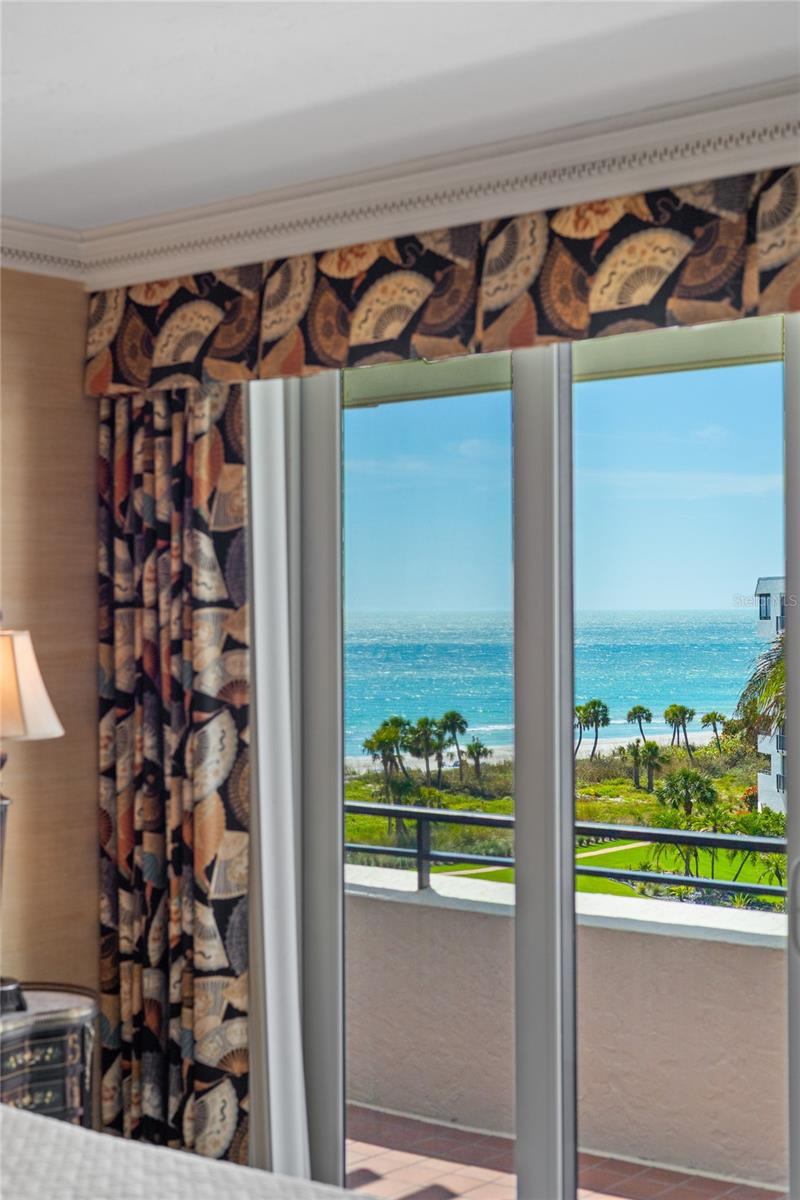 PLAYERS CLUB III - Residential