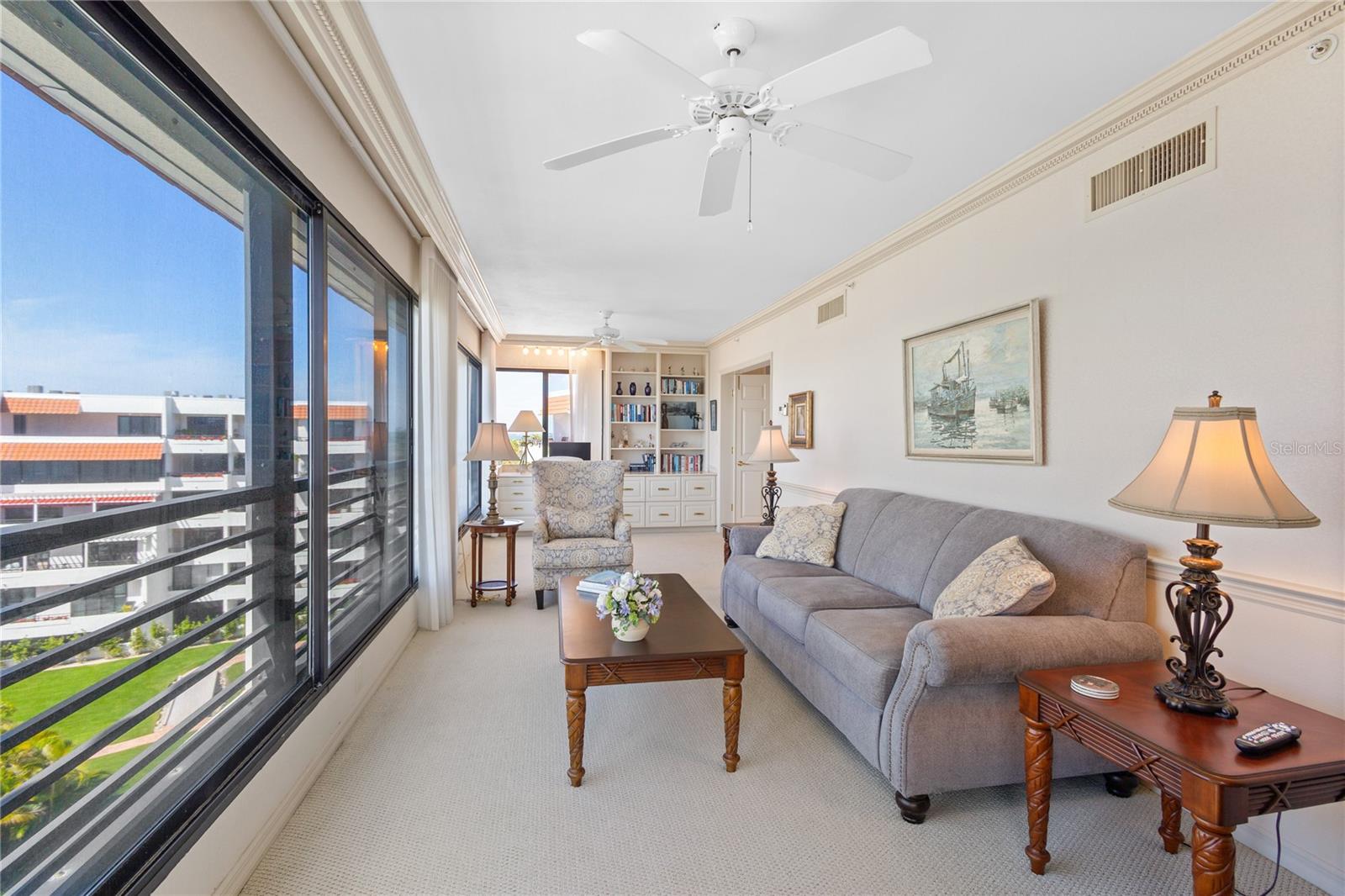 PLAYERS CLUB III - Residential