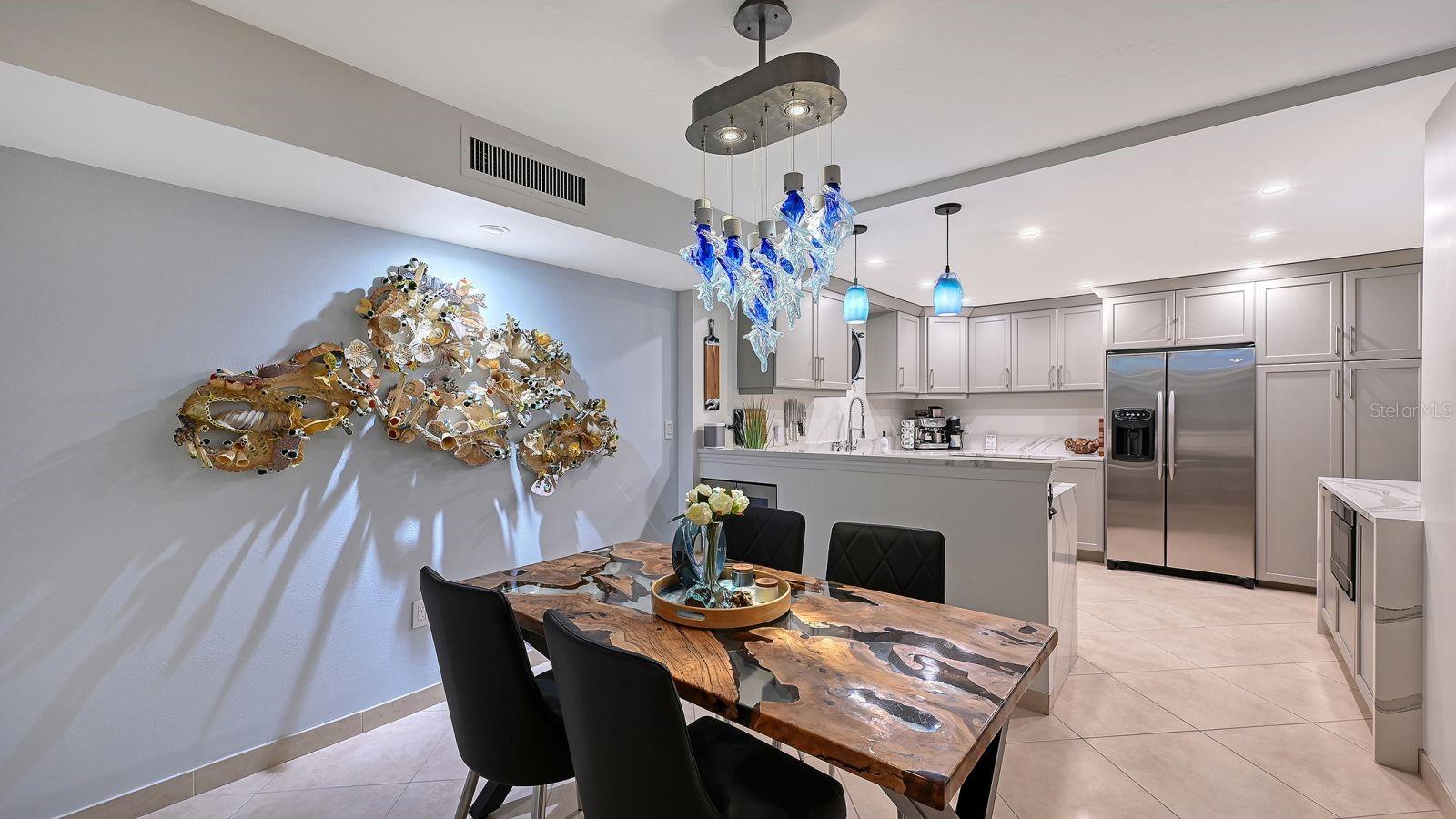 ST ARMANDS TOWERS NORTH - Residential