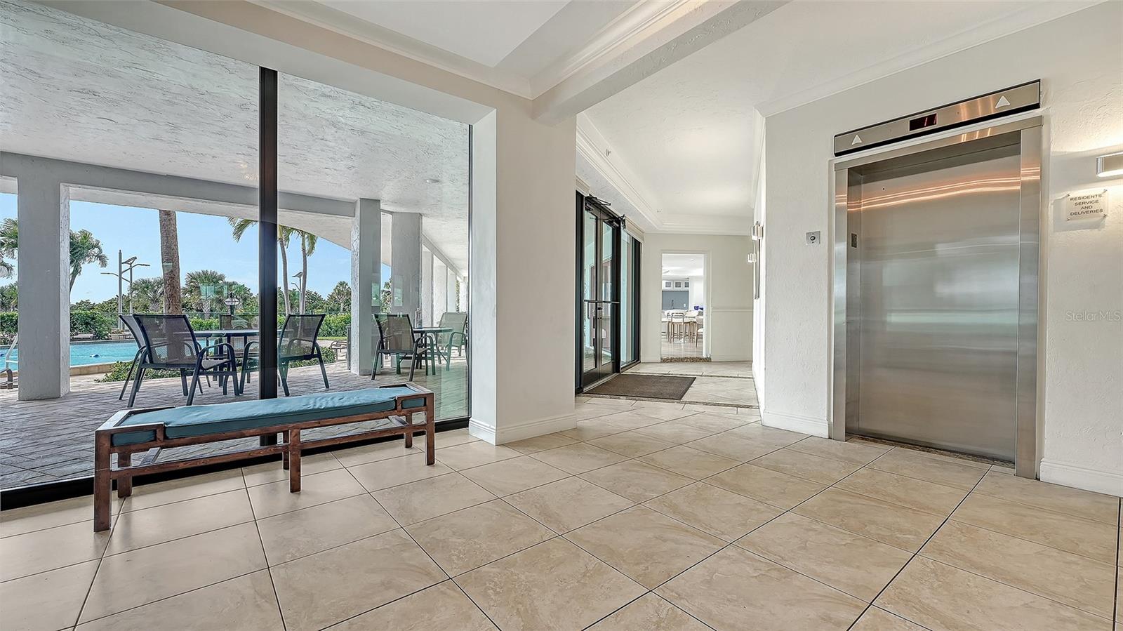 ST ARMANDS TOWERS NORTH - Residential