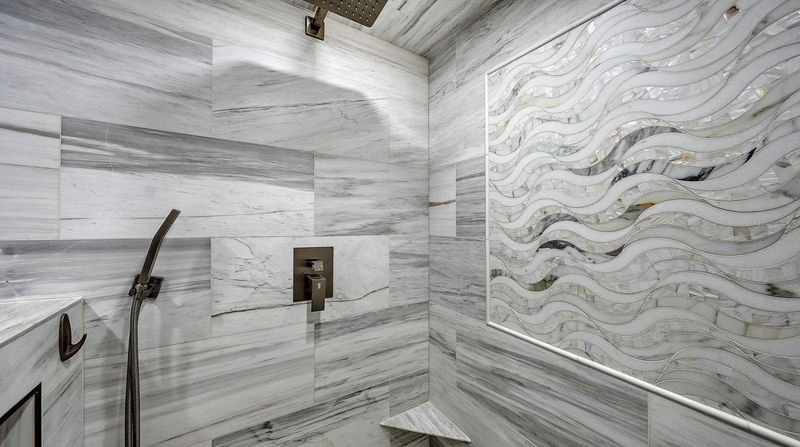 ST ARMANDS TOWERS NORTH - Residential