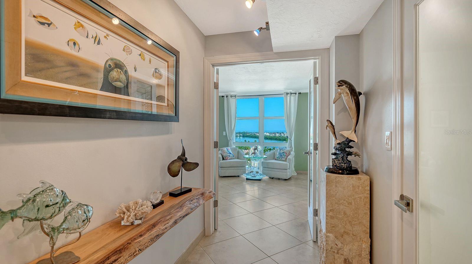 ST ARMANDS TOWERS NORTH - Residential