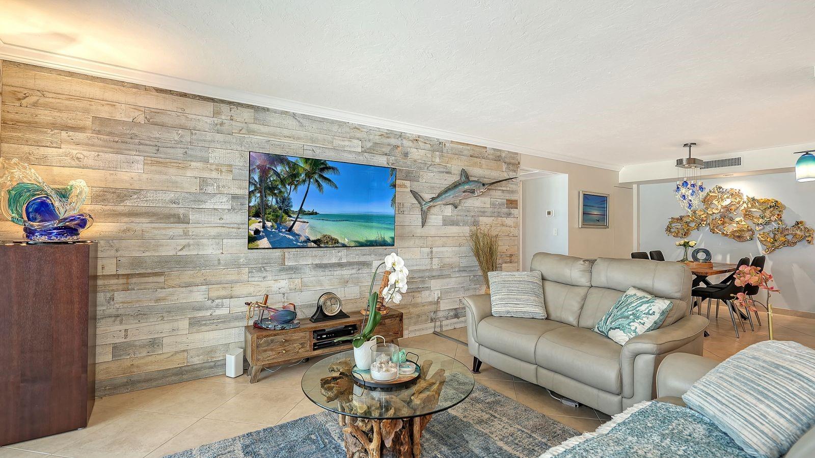 ST ARMANDS TOWERS NORTH - Residential