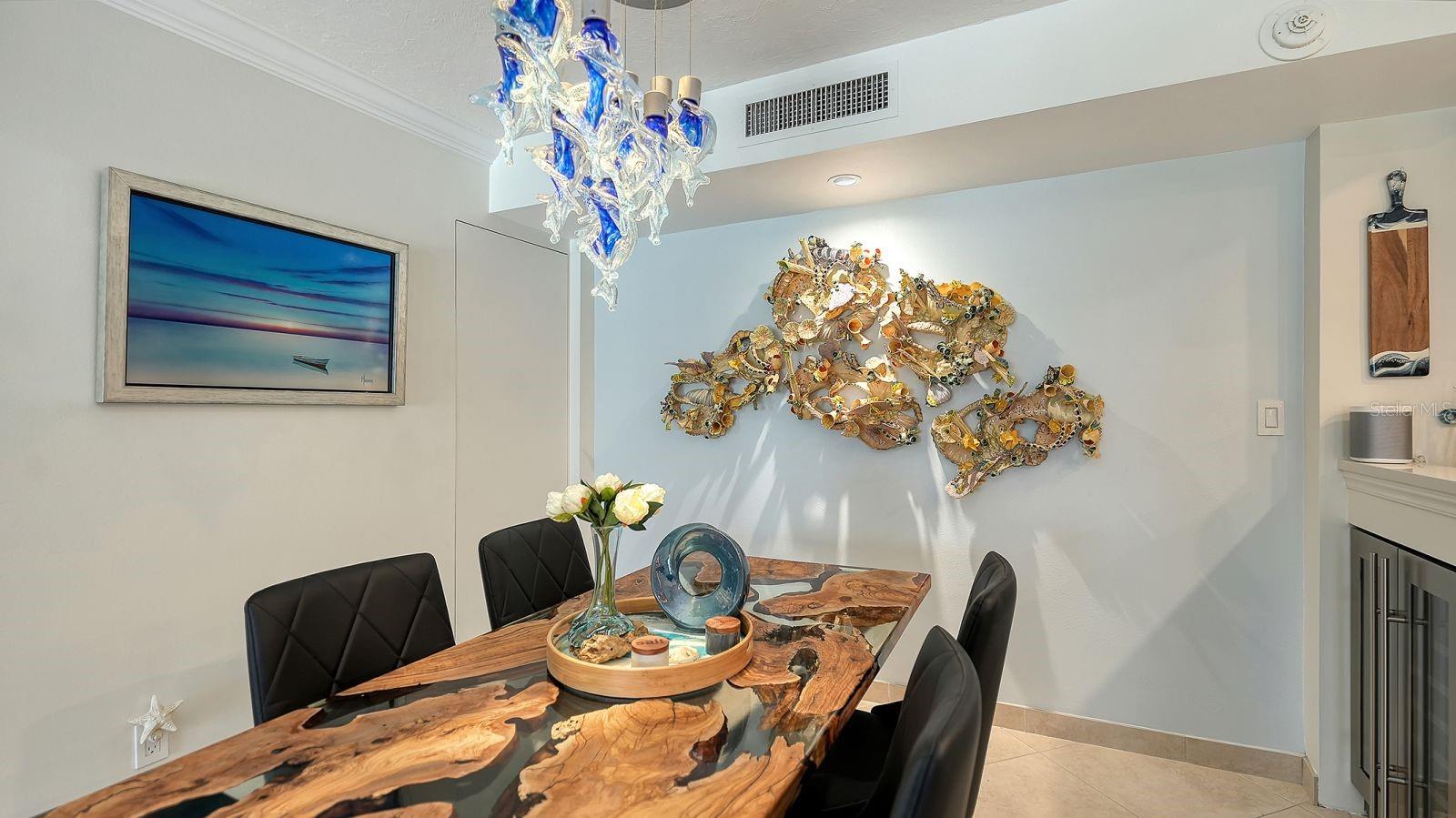 ST ARMANDS TOWERS NORTH - Residential