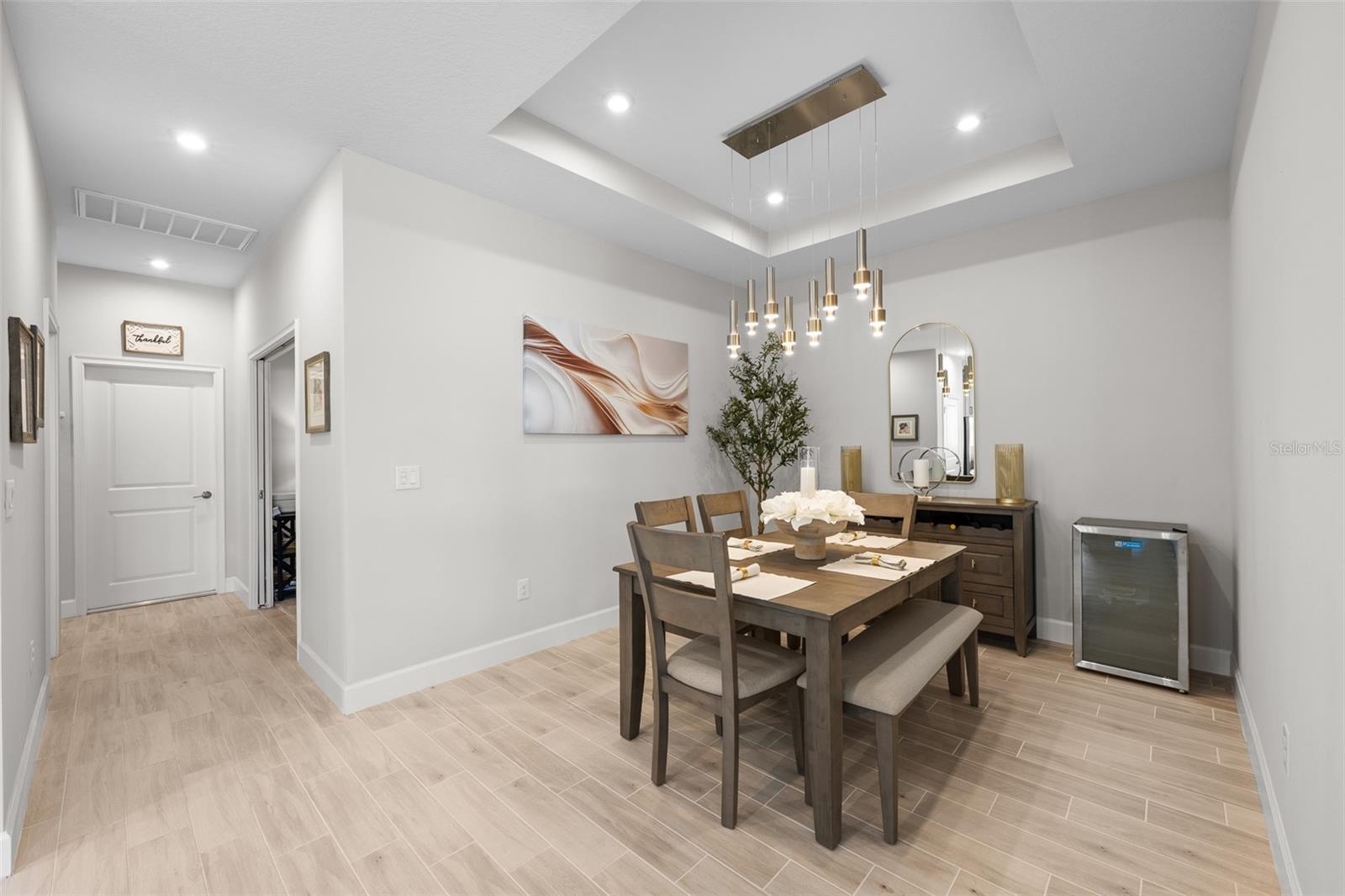 ARTISAN LAKES ESPLANADE PH IV SUBPH A, B, - Residential