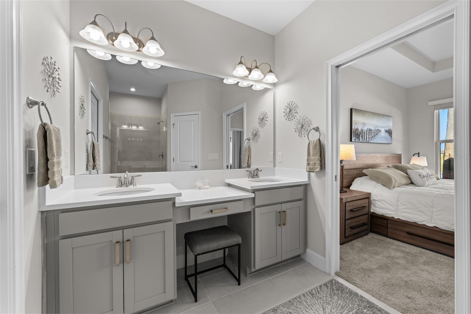 ARTISAN LAKES ESPLANADE PH IV SUBPH A, B, - Residential