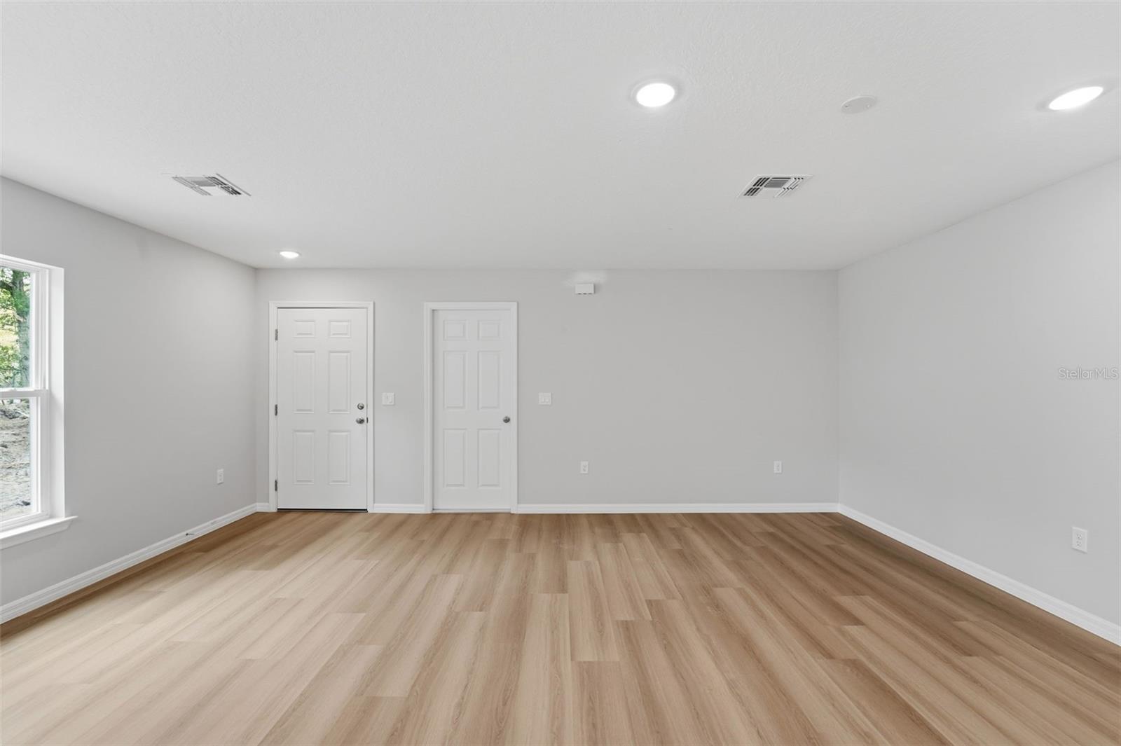 EUSTIS ROSENWALD GARDENS - Residential