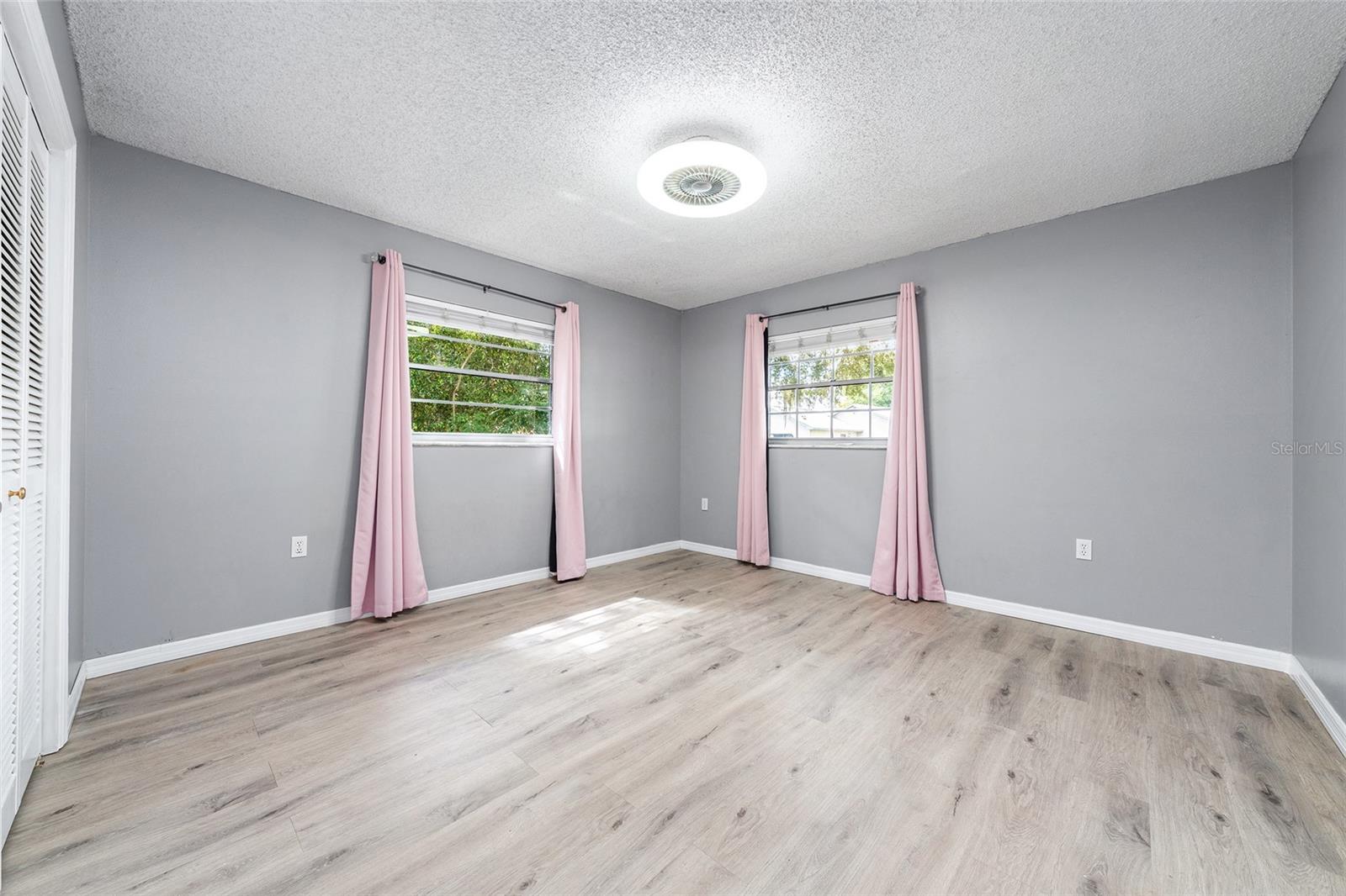 IDORA PARK - Residential