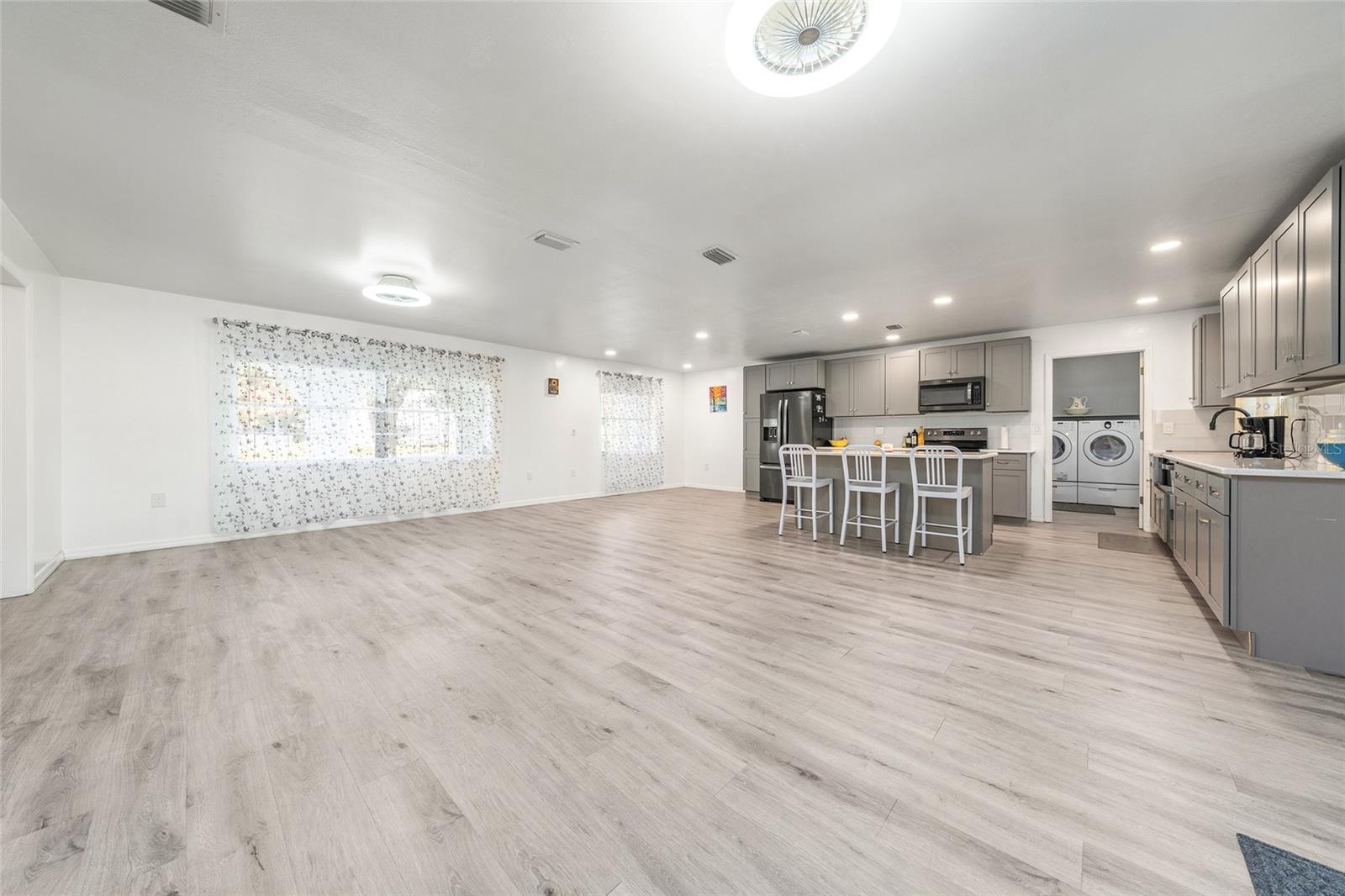 IDORA PARK - Residential