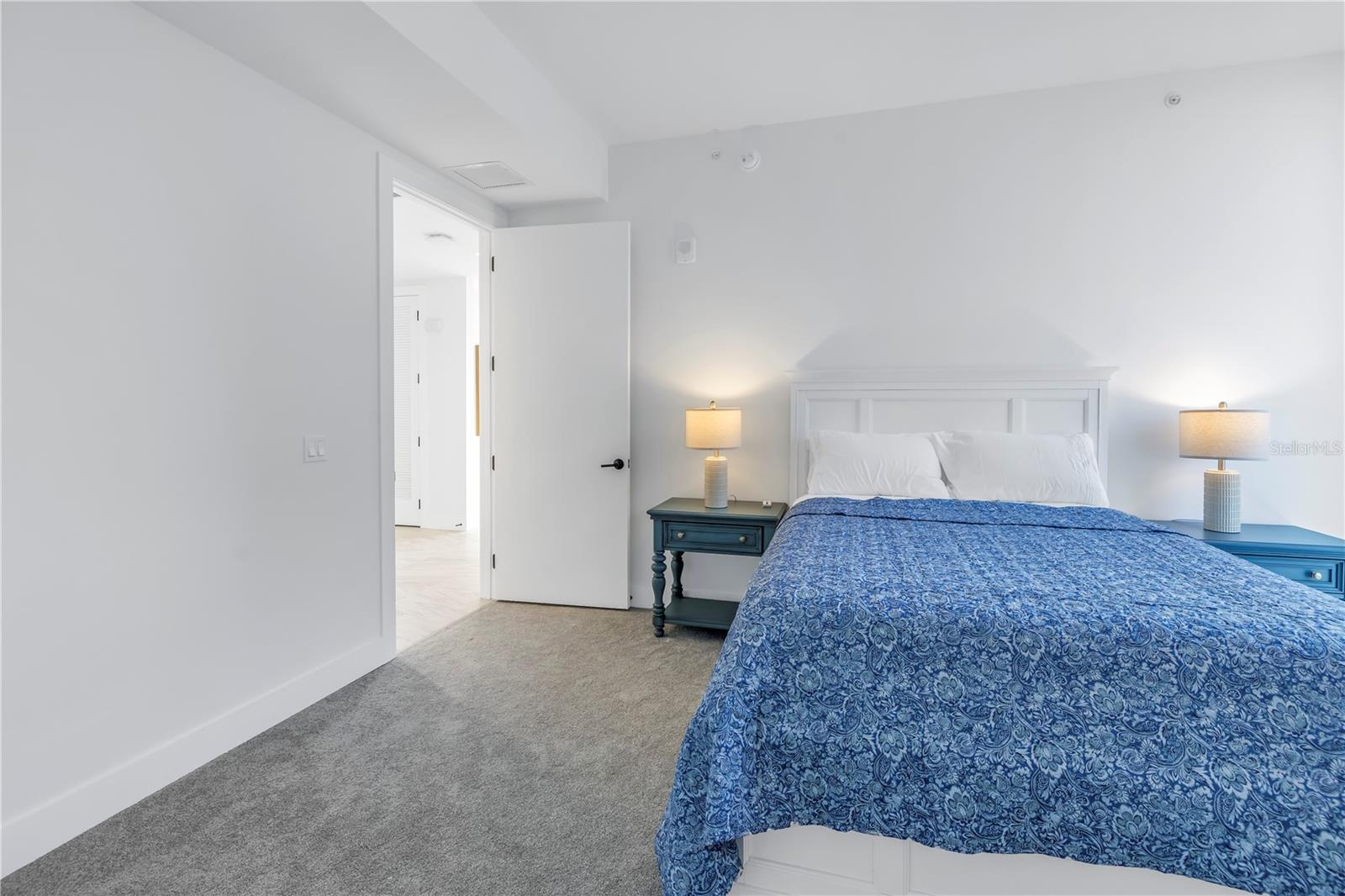 REFLECTION ST PETE - Residential Lease