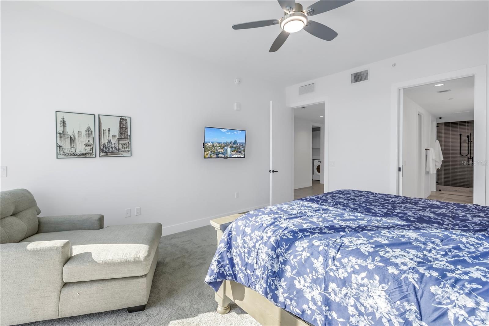 REFLECTION ST PETE - Residential Lease