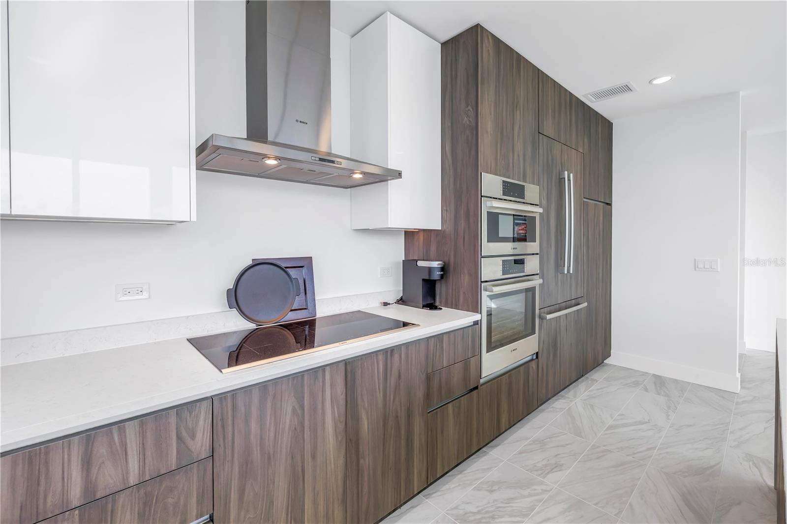 REFLECTION ST PETE - Residential Lease