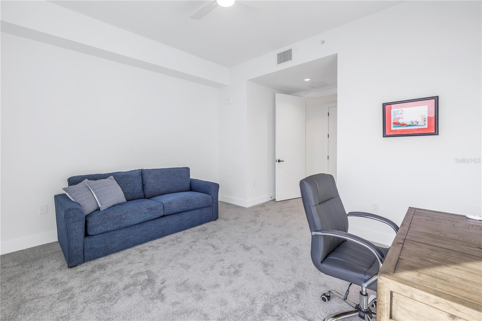 REFLECTION ST PETE - Residential Lease