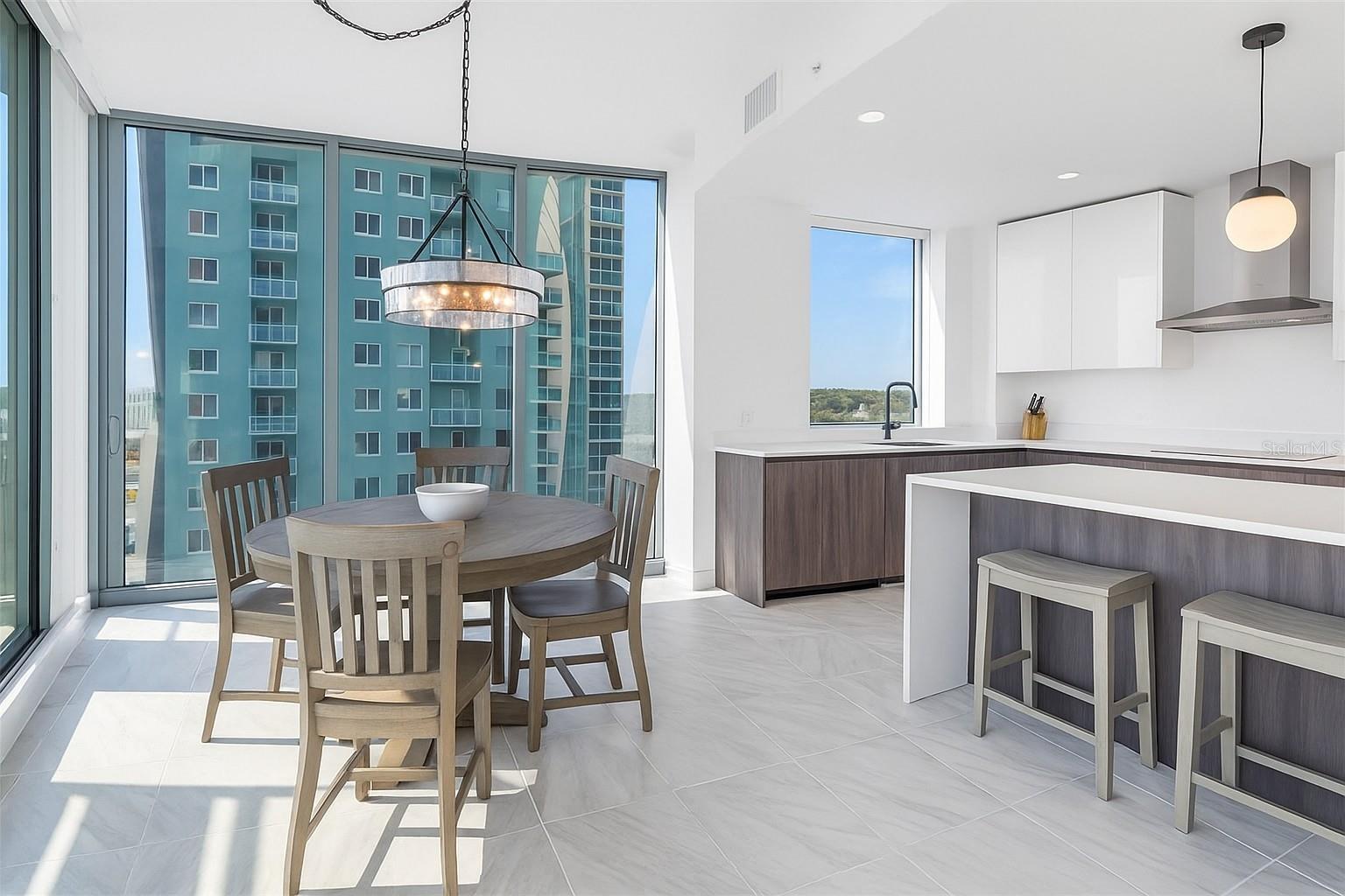 REFLECTION ST PETE - Residential Lease