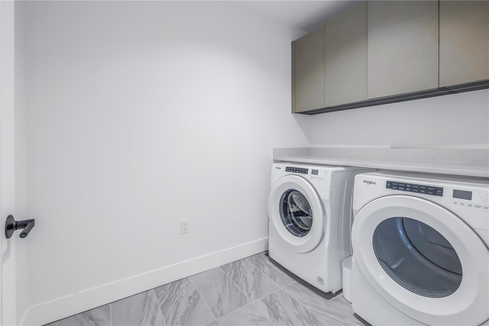 REFLECTION ST PETE - Residential Lease