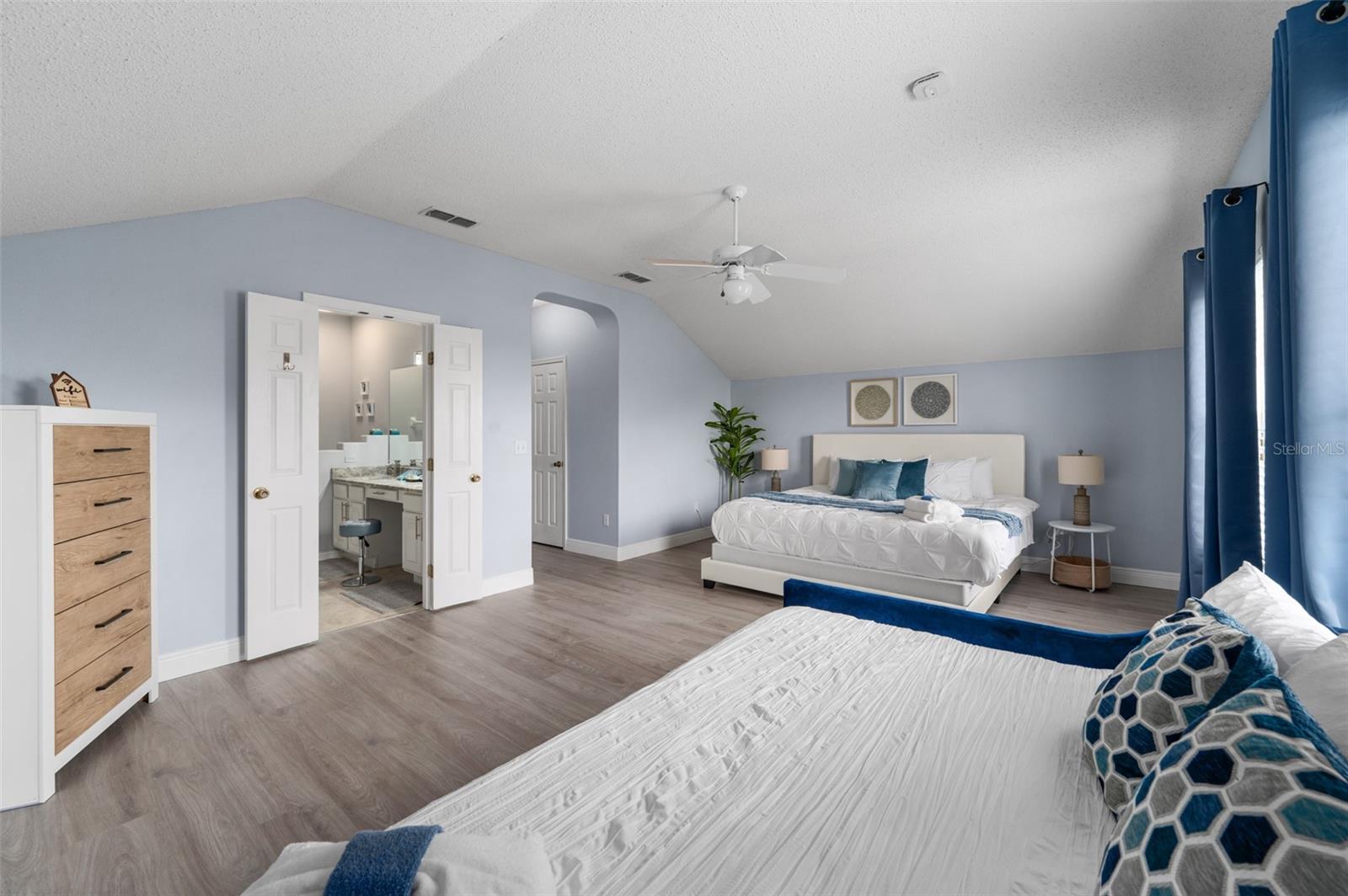 GLENBROOK PH II SUB - Residential