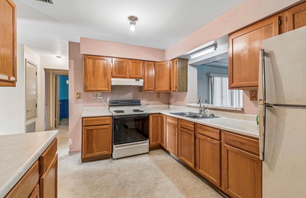 GOLFWOOD ESTATES UNIT 05 - Residential