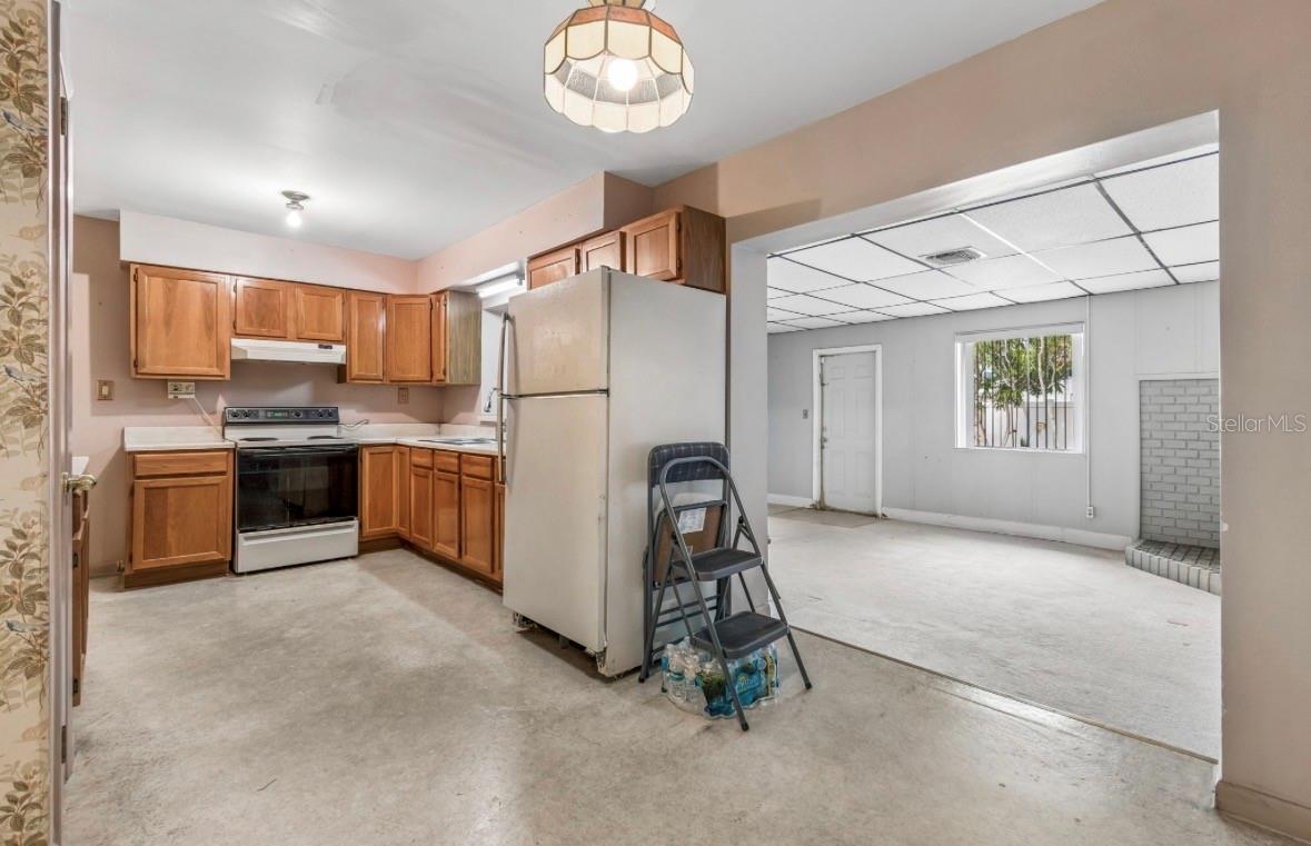 GOLFWOOD ESTATES UNIT 05 - Residential