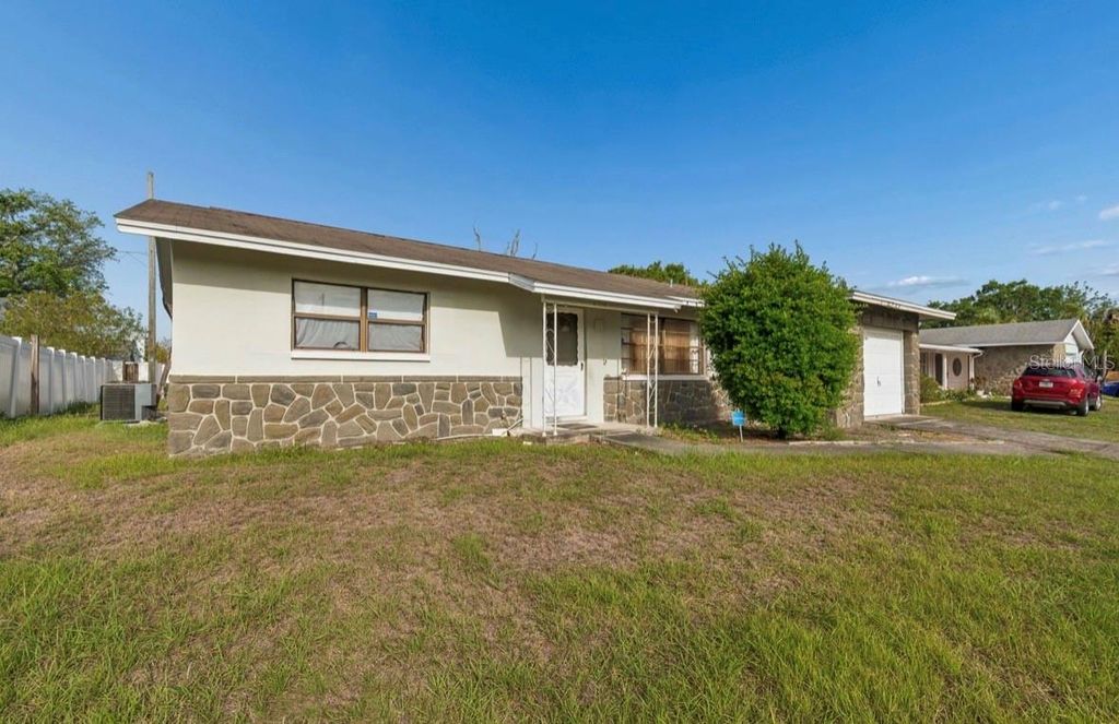 Photo of 4524 Golfwood Boulevard, Tampa, FL 33634 (MLS # TB8492769)