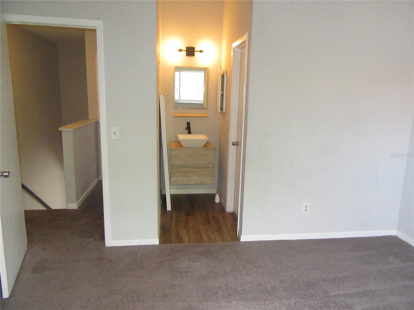 HAPSHIRE VILLAS UNREC TNHSE PLACE - Residential