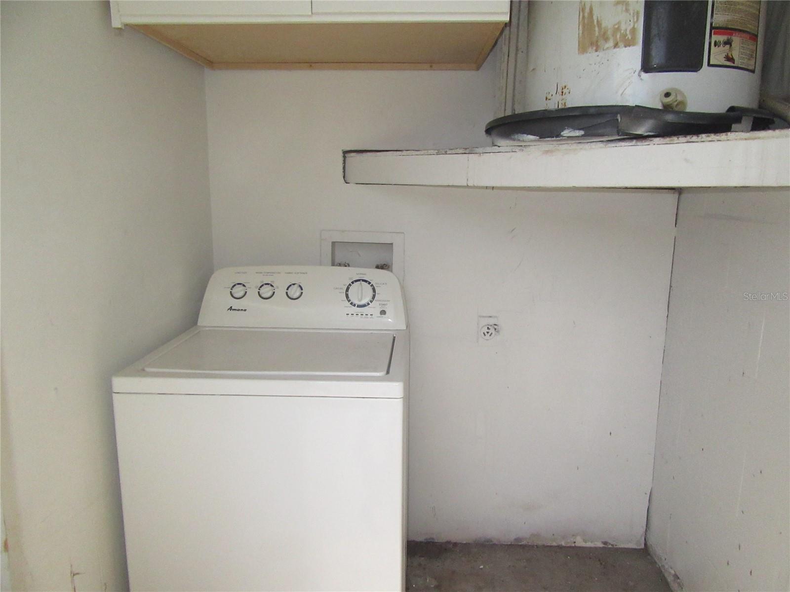 HAPSHIRE VILLAS UNREC TNHSE PLACE - Residential