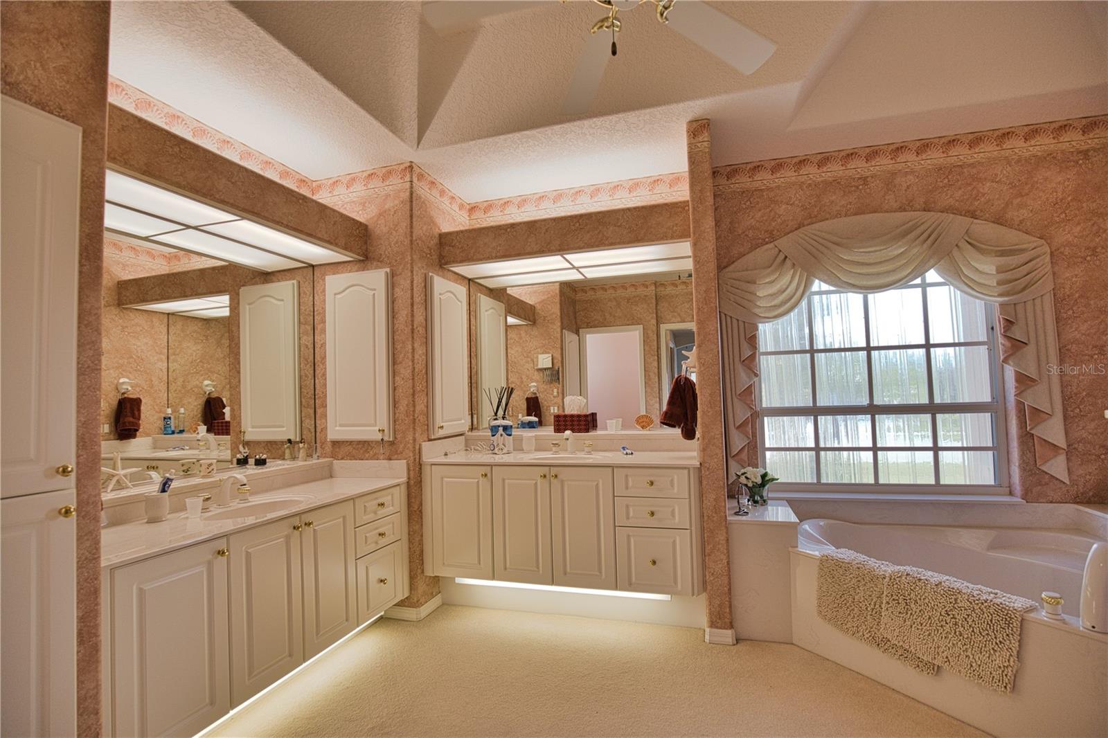 PUNTA GORDA ISLES SEC 12 - Residential