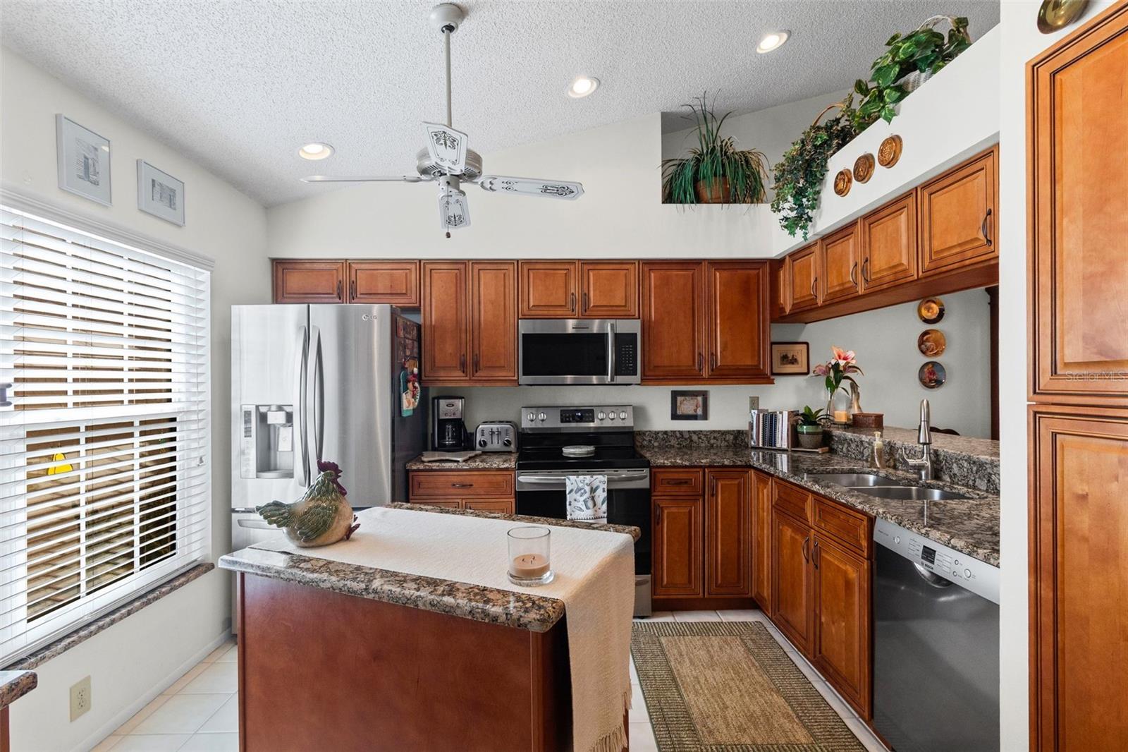 CLUBSIDE AT PALM-AIRE I & II - Residential