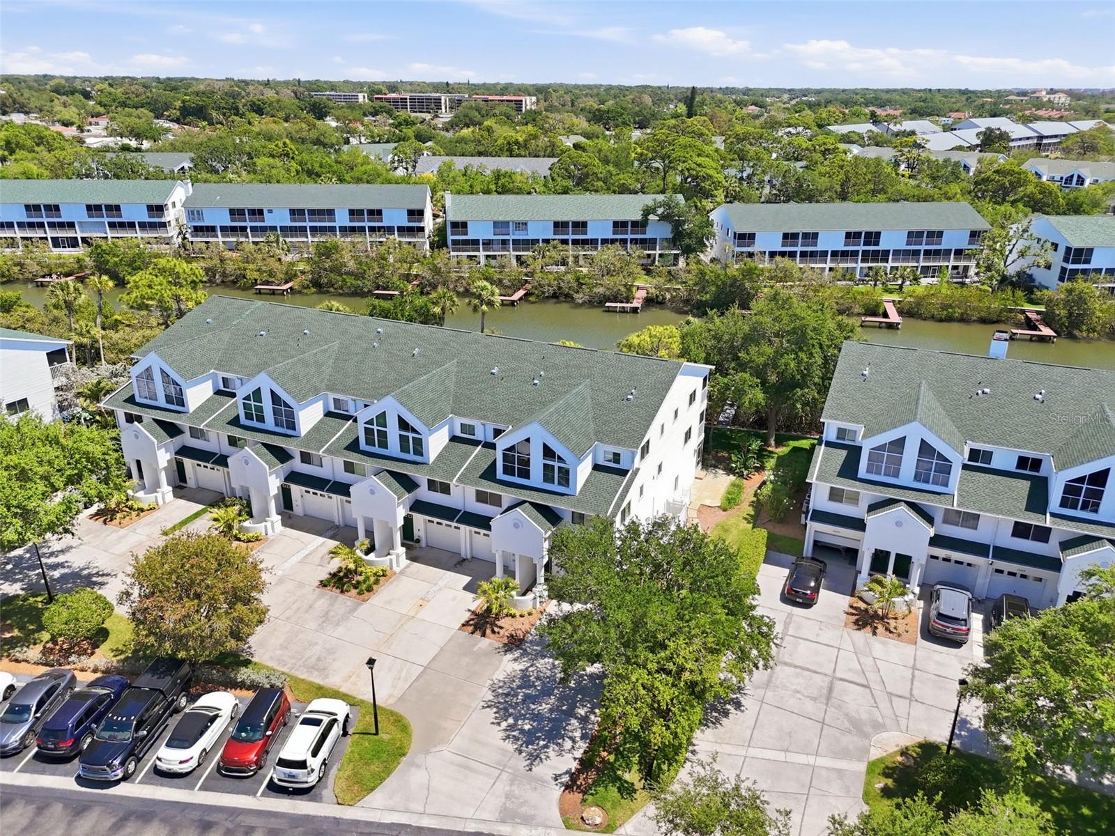 TARA CAY SOUND NORTH - Residential