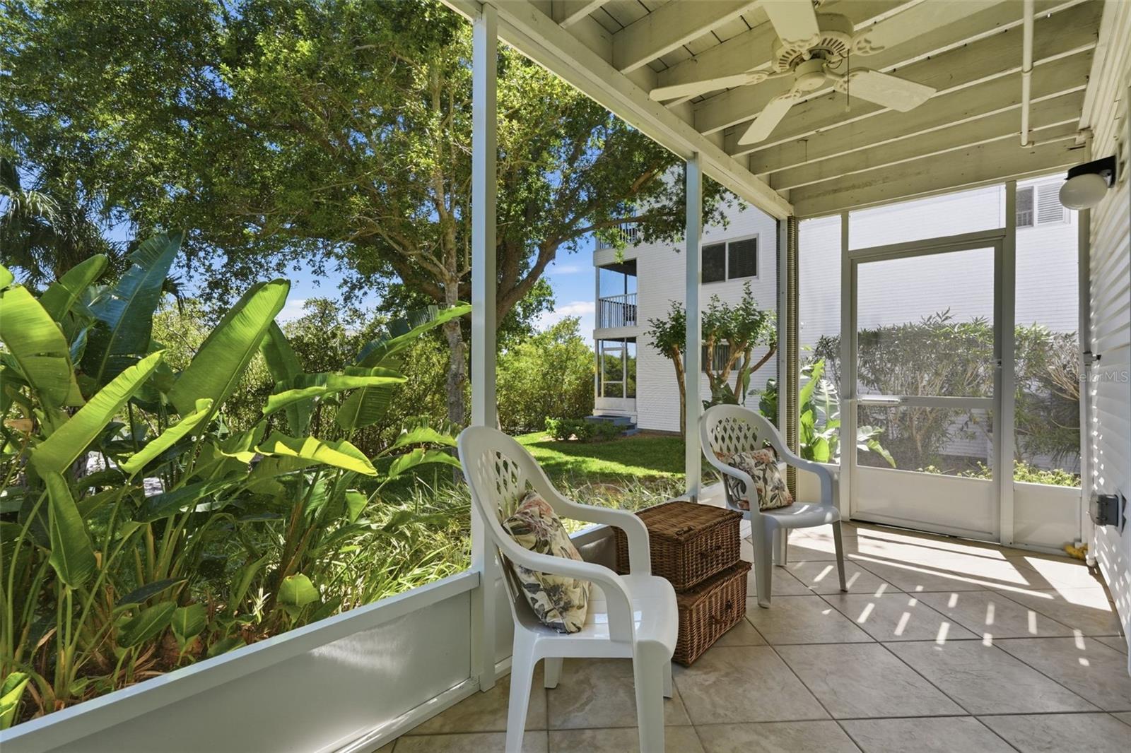 TARA CAY SOUND NORTH - Residential