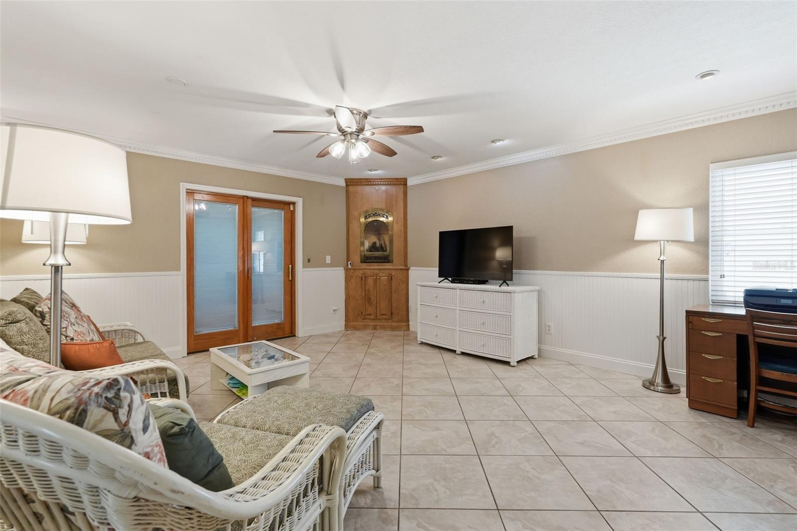 TARA CAY SOUND NORTH - Residential