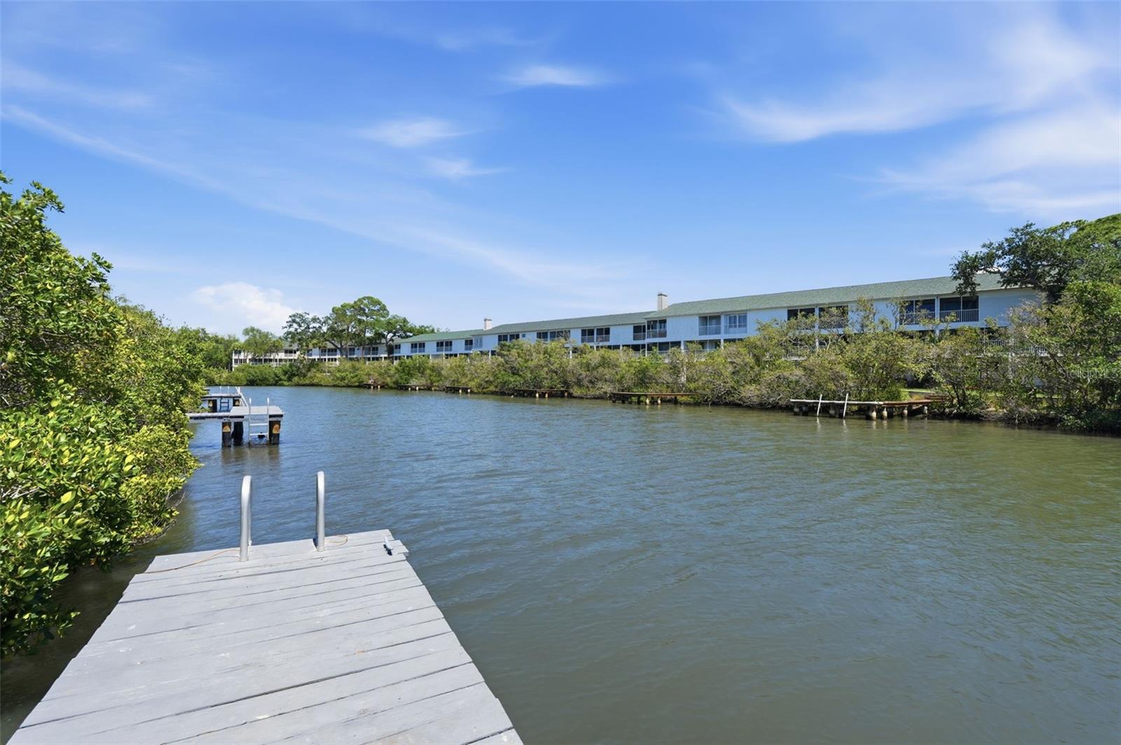 TARA CAY SOUND NORTH - Residential
