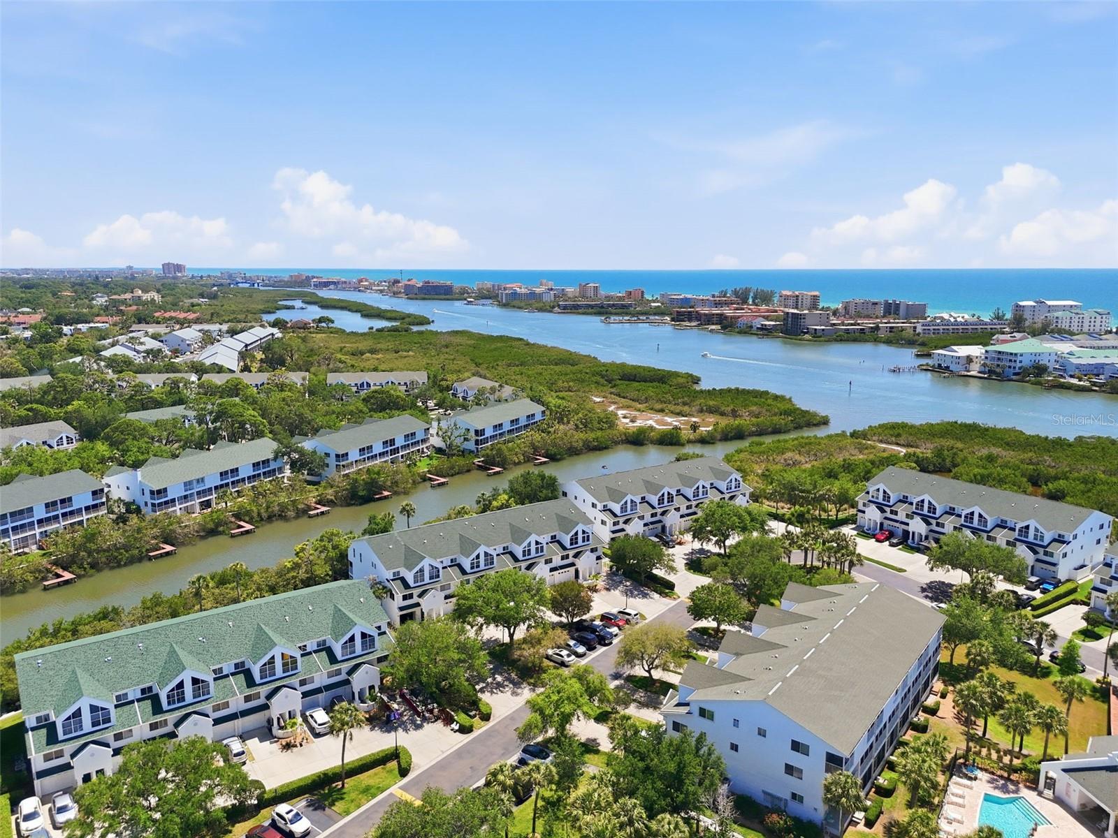 TARA CAY SOUND NORTH - Residential