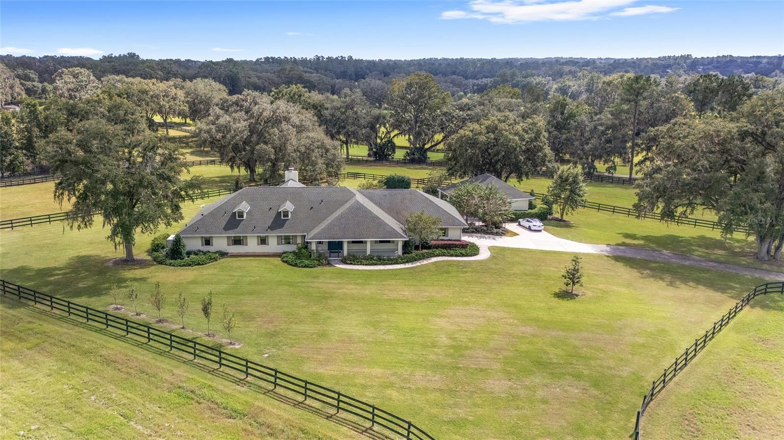 FIELD/DREAMS - Residential