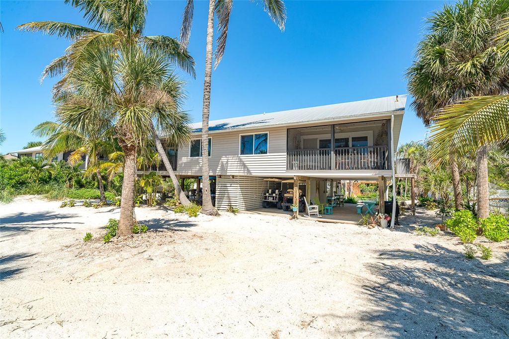 Photo of 170 N Gulf Boulevard #4, Placida, FL 33946 (MLS # D6144336)