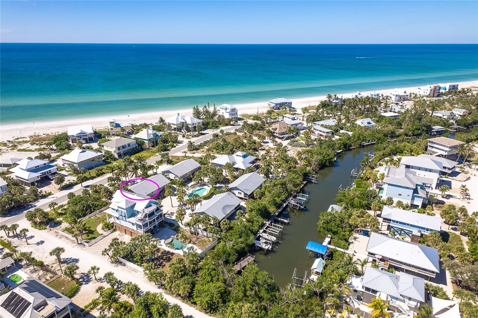 ISLAND HOUSE PH 01 BLDG 02 - Residential