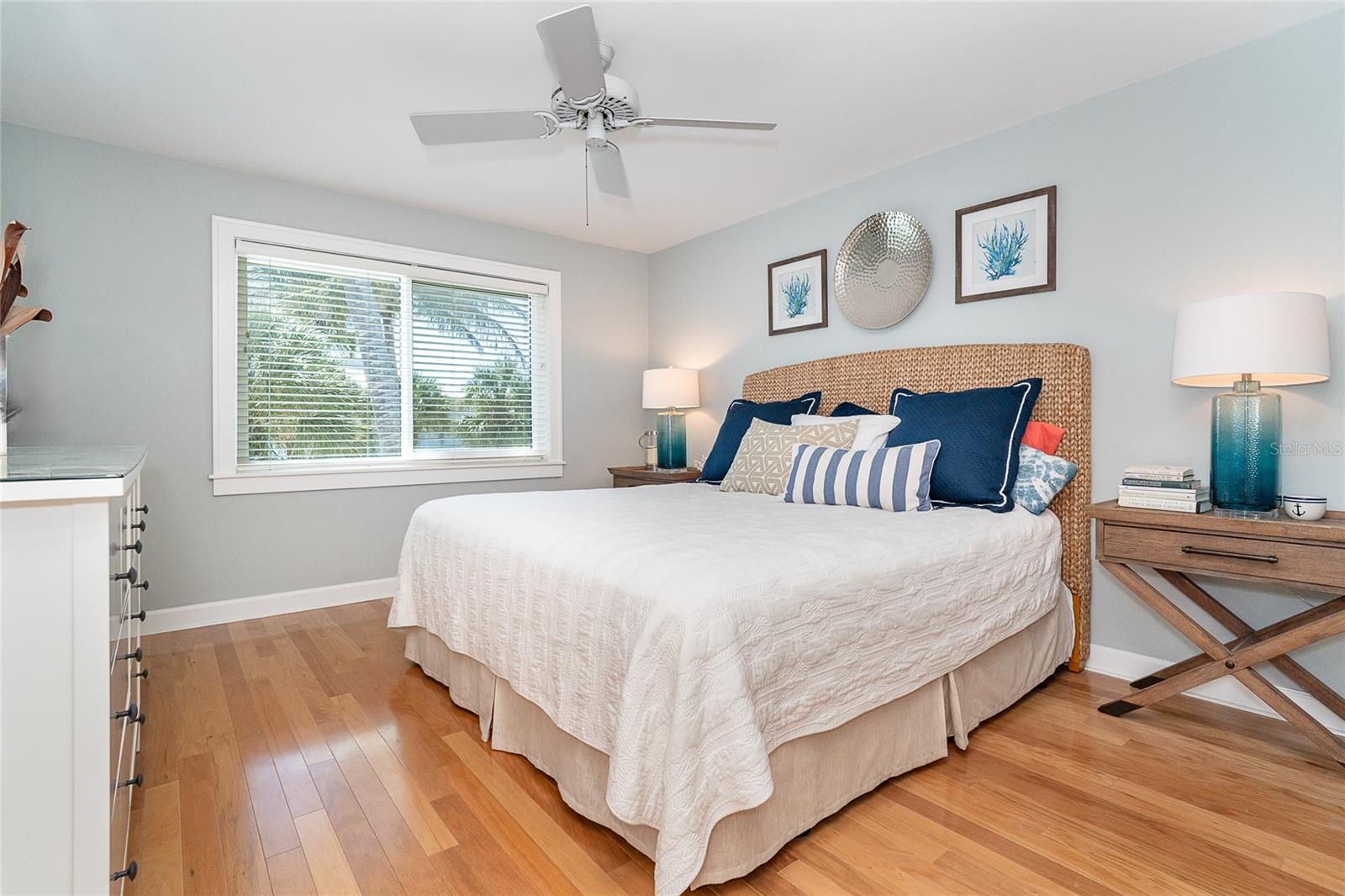 ISLAND HOUSE PH 01 BLDG 02 - Residential