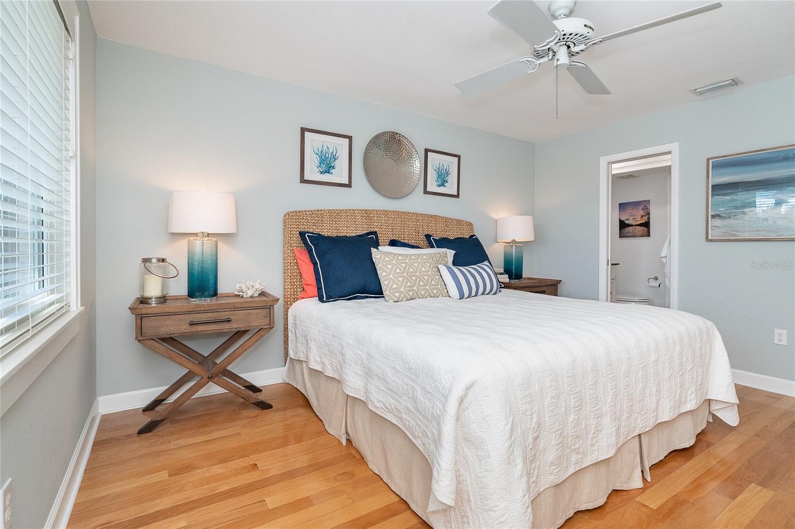 ISLAND HOUSE PH 01 BLDG 02 - Residential