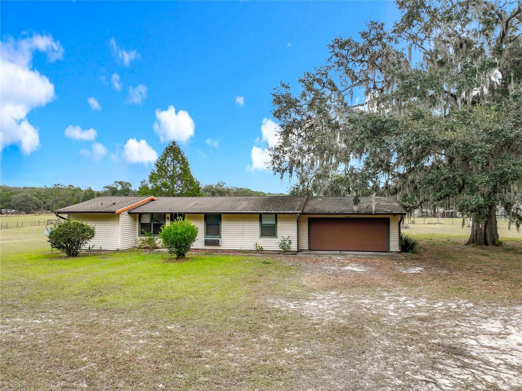 Photo of 32200 Avington Road, Sorrento, FL 32776 (MLS # O6368752)