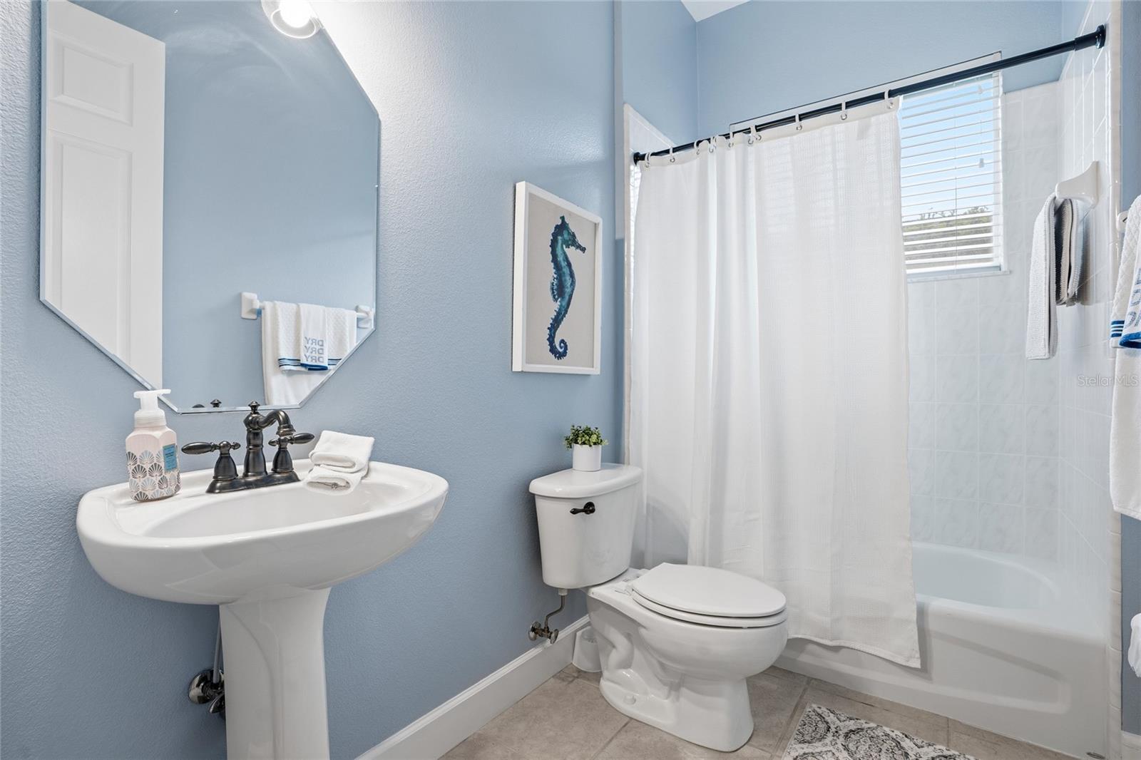 SANCTUARY ON SPRUCE CREEK 03 - Residential