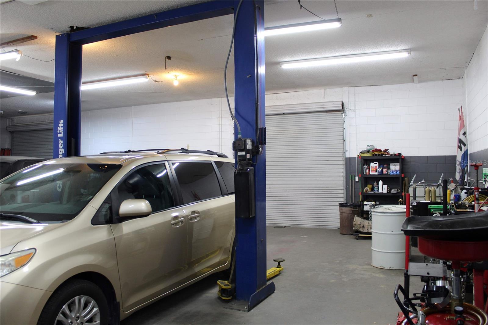 DONNA VISTA PARK - Commercial Sale