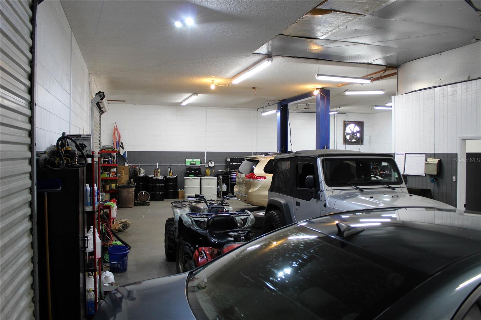 DONNA VISTA PARK - Commercial Sale