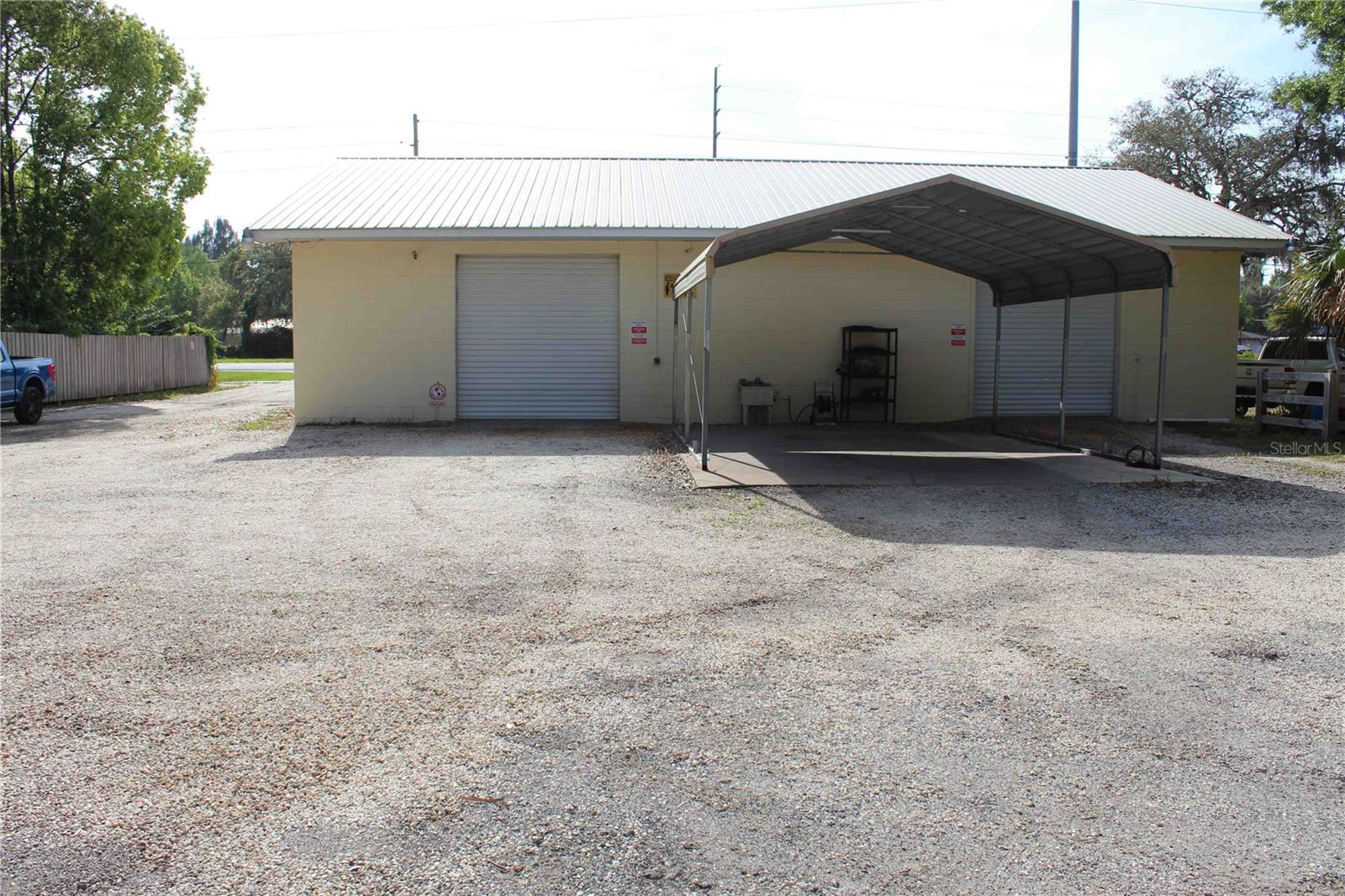 DONNA VISTA PARK - Commercial Sale