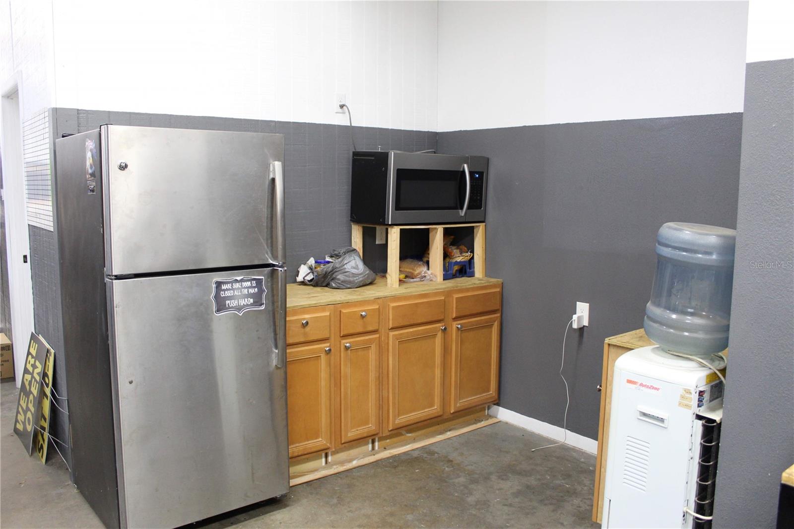 DONNA VISTA PARK - Commercial Sale