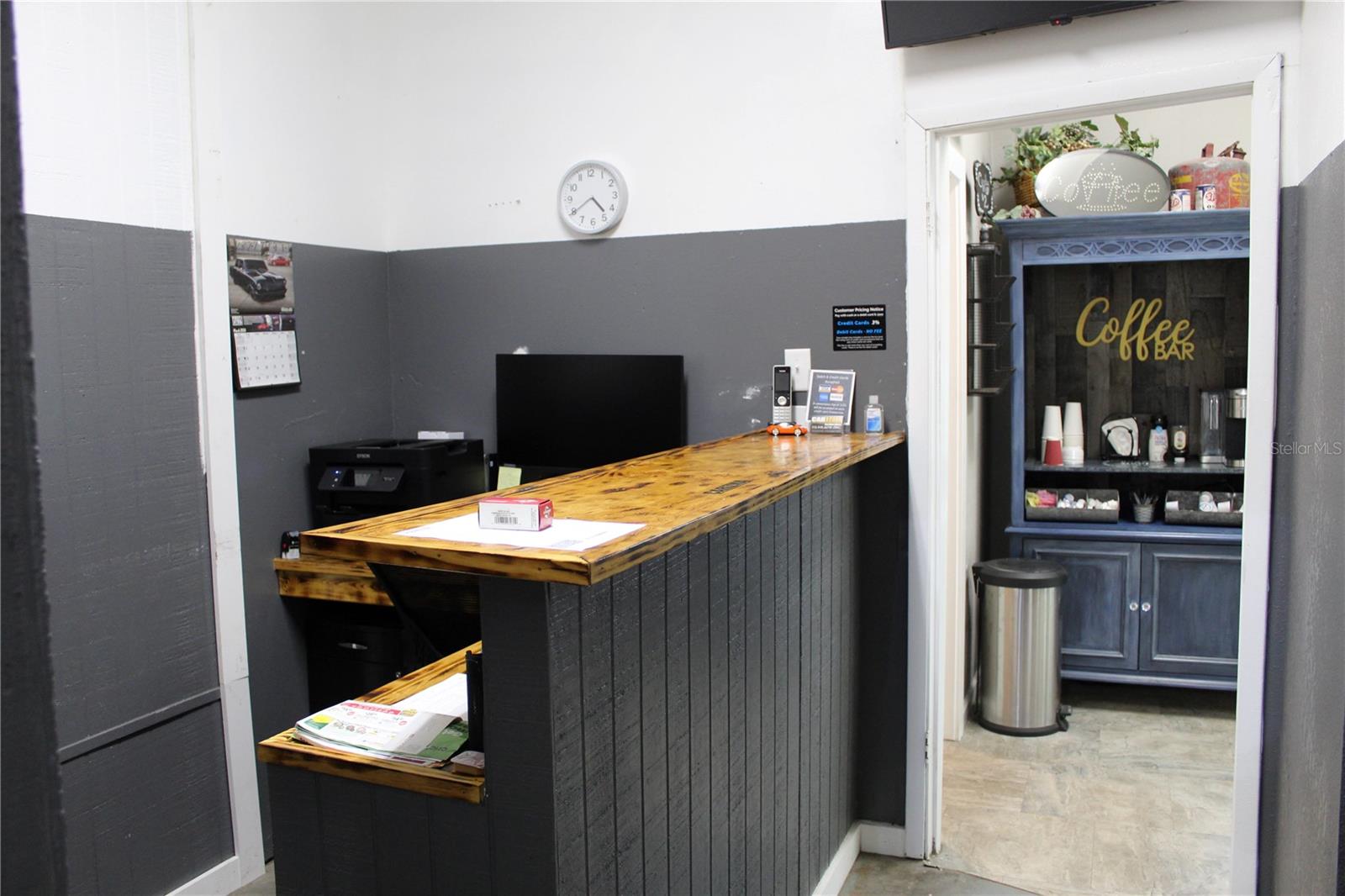 DONNA VISTA PARK - Commercial Sale